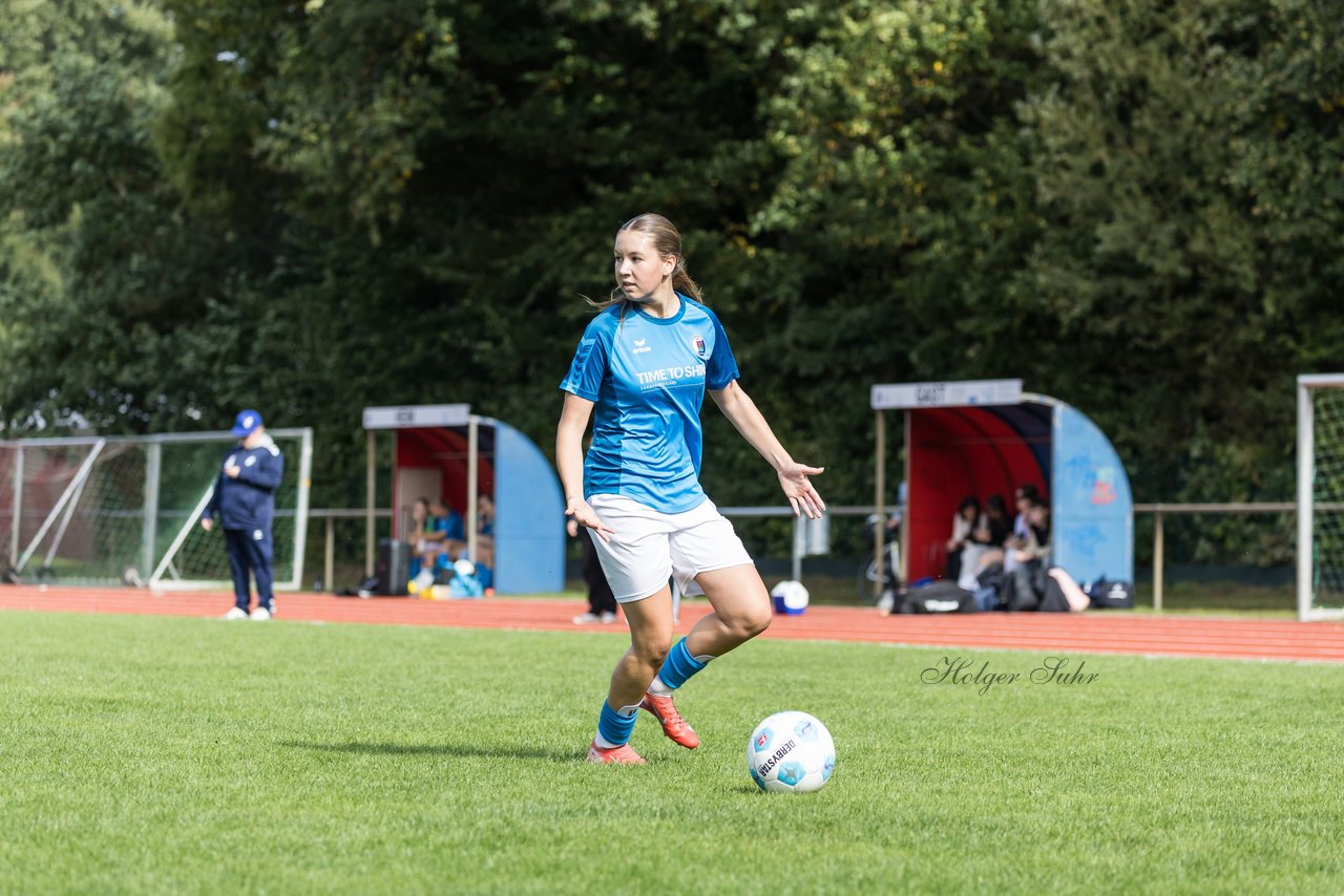 Bild 61 - wBJ VfL Pinneberg - Germania Schnelsen : Ergebnis: 15:1